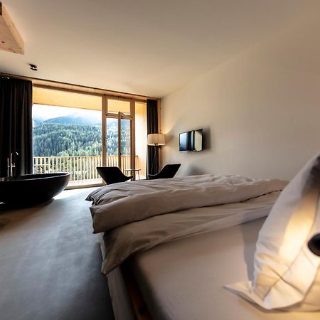 Hotel Arnica Scuol - Adults Only Exterior foto