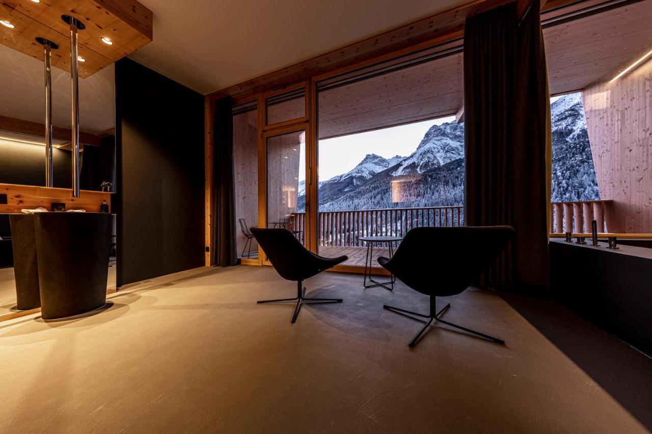 Hotel Arnica Scuol - Adults Only Exterior foto