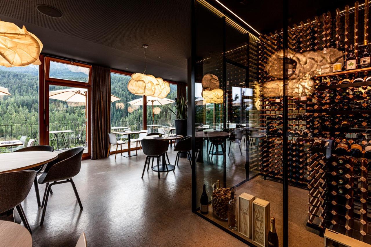 Hotel Arnica Scuol - Adults Only Exterior foto