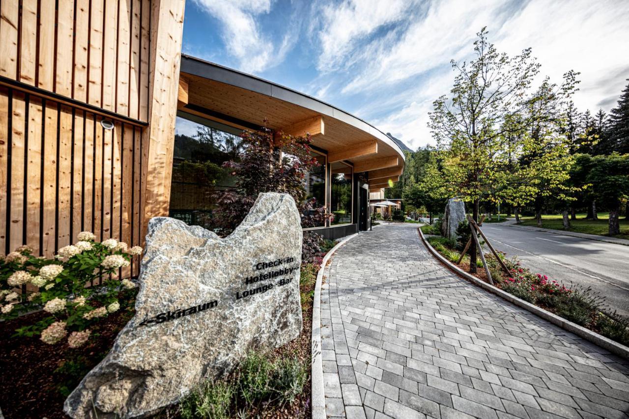 Hotel Arnica Scuol - Adults Only Exterior foto