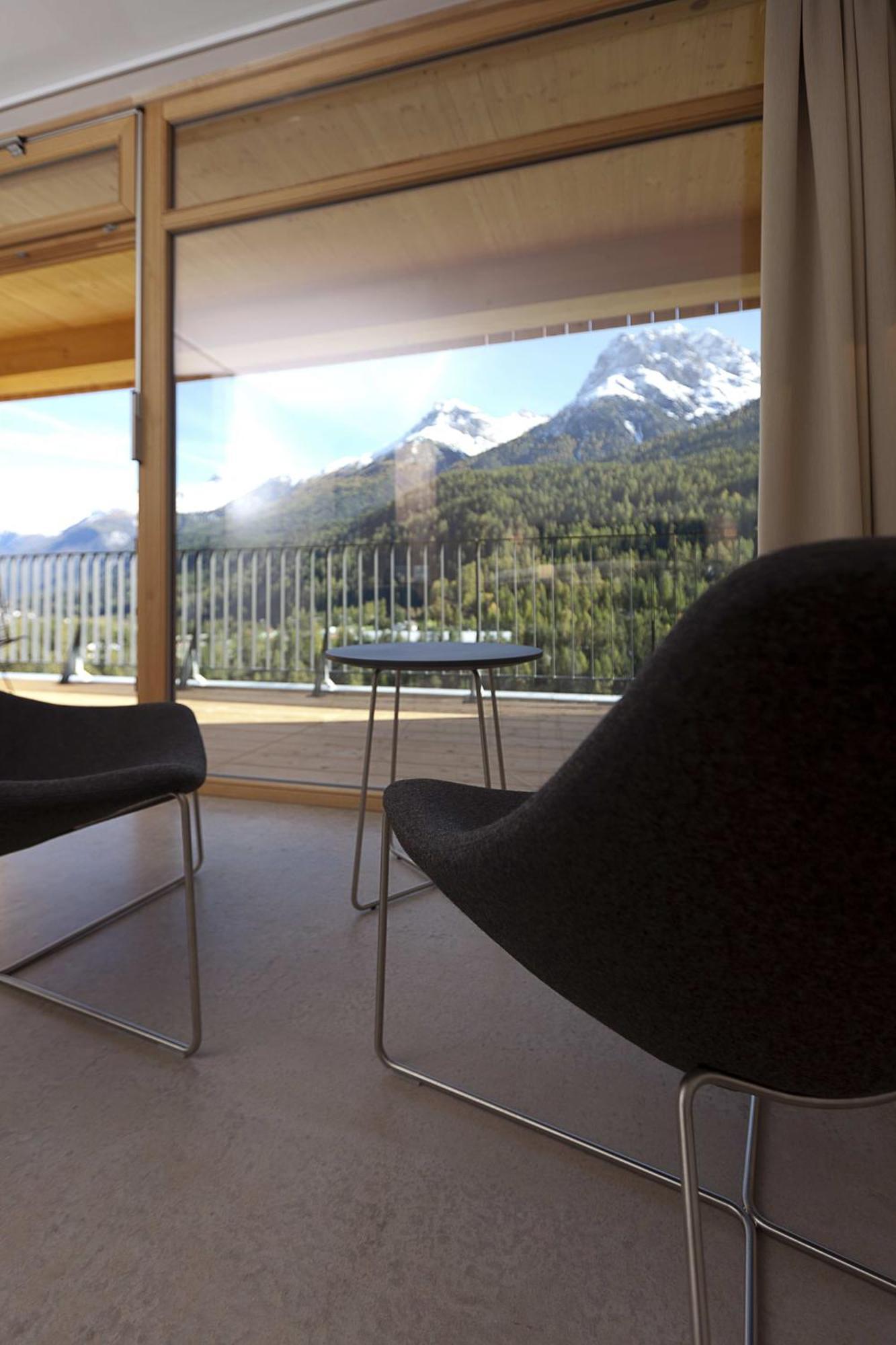 Hotel Arnica Scuol - Adults Only Habitación foto